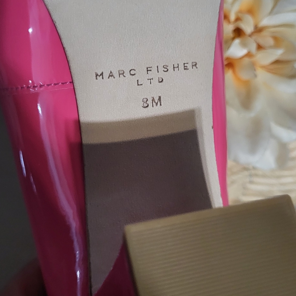 Marc Fisher Women's NWOT Fuschia Pink Pointy Toe Zala 3in Heel Pumps Size 8M - Picture 12 of 13